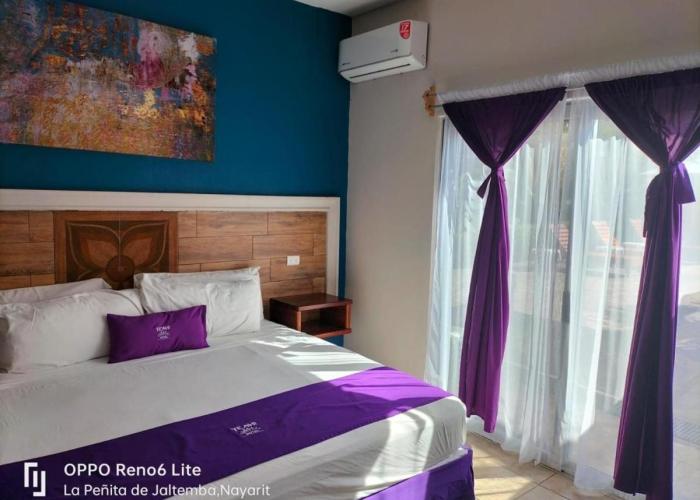 Hotel Yeah Rincón de Guayabitos