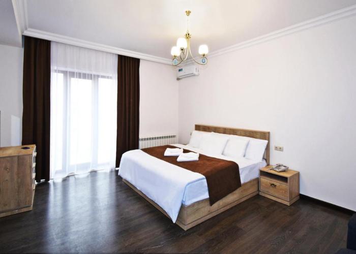 Patriott Hotel