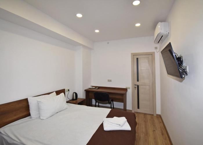 Patriott Hotel