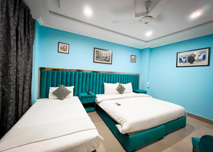 Hotel Crown Inn