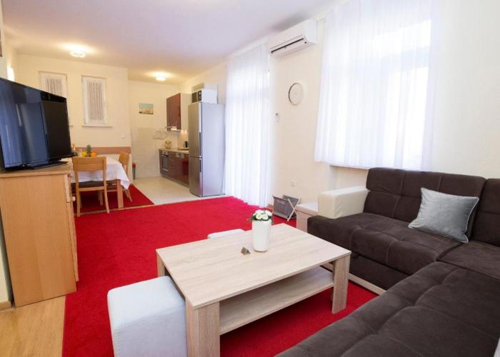 XXL Luxury Apartments