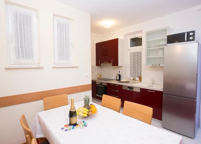 XXL Luxury Apartments
