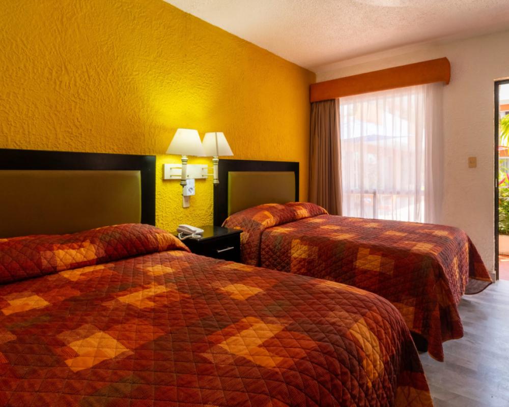 фото Azteca Inn