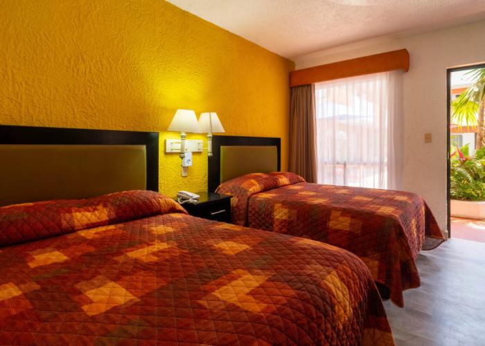 Azteca Inn