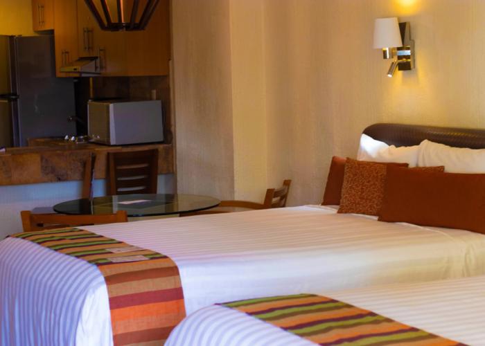 Luna Palace Hotel and Suites