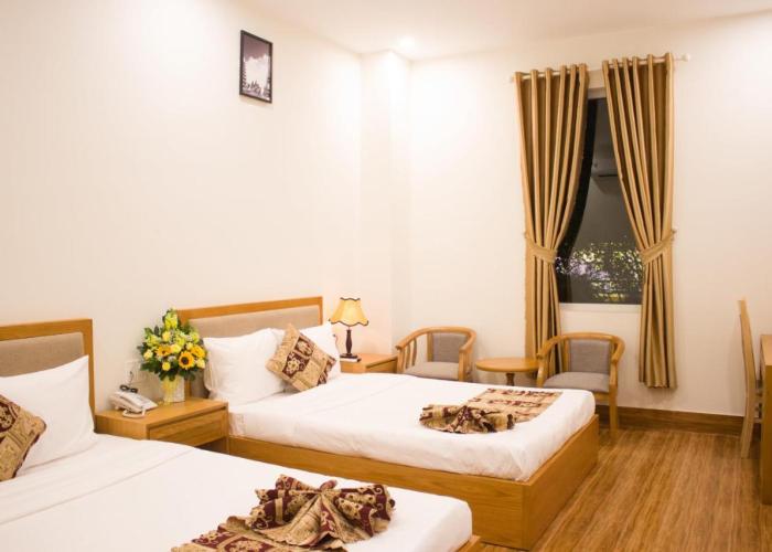 Hoài Thương Hotel