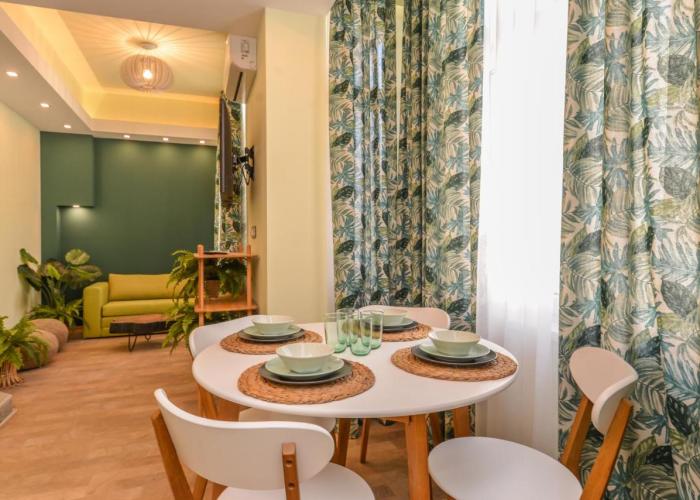 Chic 1BR with Terrace in Sofia City Center by Flat Mаnager