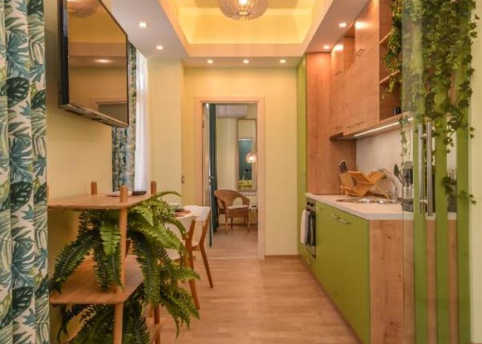 Chic 1BR with Terrace in Sofia City Center by Flat Mаnager