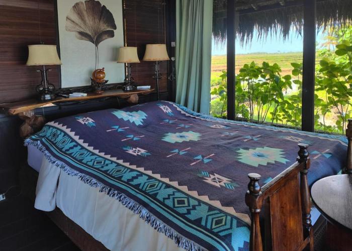 Beachfront Villa Nixie and the Sea