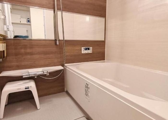 Ostay Vermillion Namba