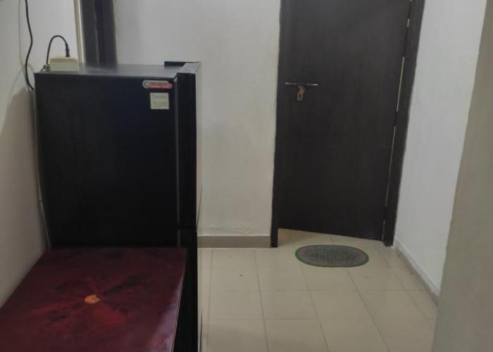 Short stay service apartment