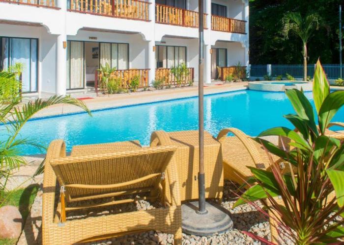 Alona Vida Beach Hill Resort
