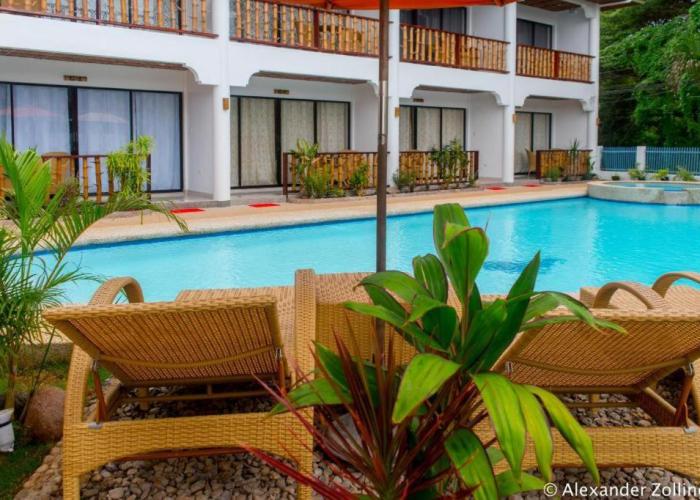 Alona Vida Beach Hill Resort