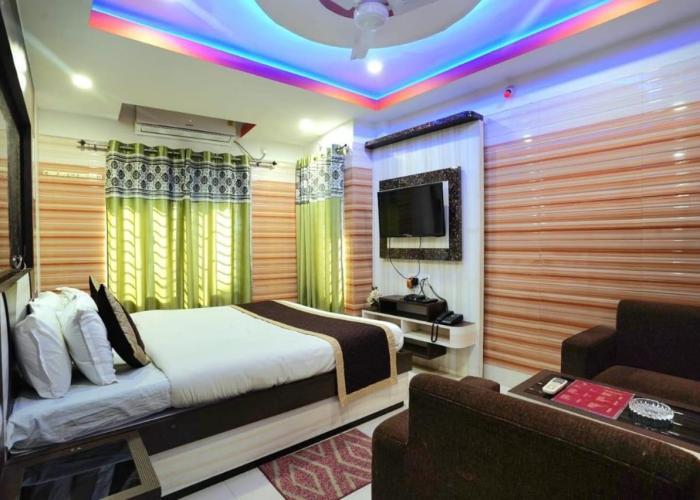 Tirupati Lodge NJP