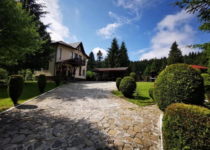 FOX VALLEY VILLA