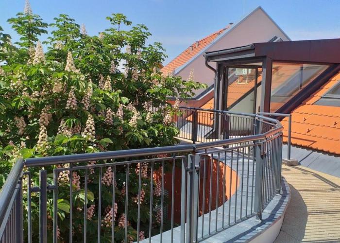 Piacsek Apartmanház