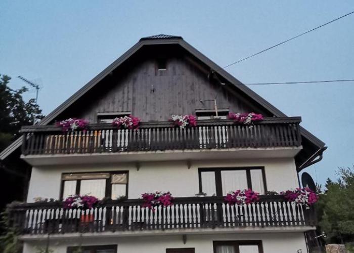 Guesthouse TOMLJANOVIĆ