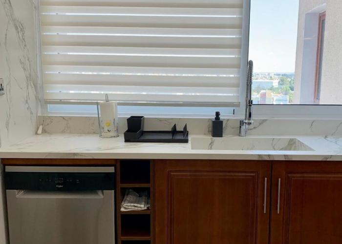 Modern 2 bed room large apartment