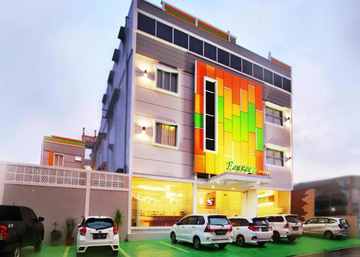 Emerald Hotel