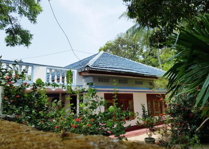 Breeze Guest House