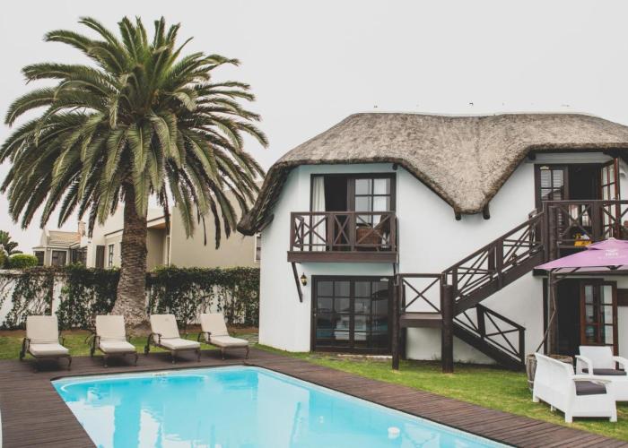 Iris Boutique Hotel