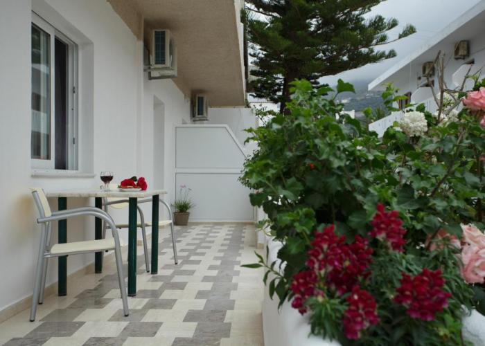 Spacious Apartment in Plakias