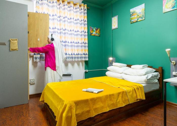 ololoFreelander work and travel Hostel