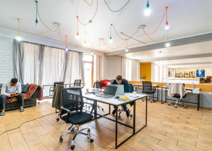 ololoFreelander work and travel Hostel
