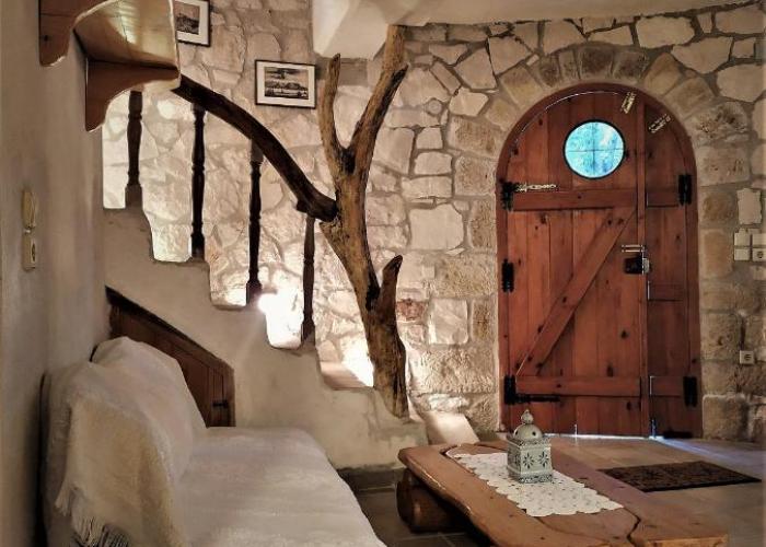 Gerakomylos Stone House