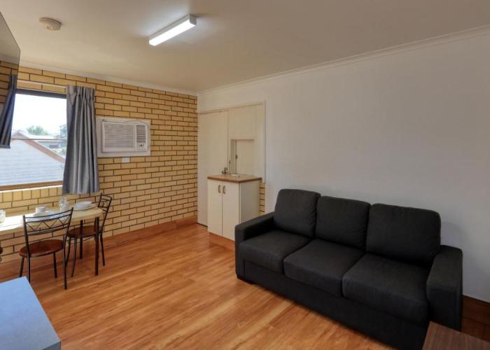 Bryants Motel Roma