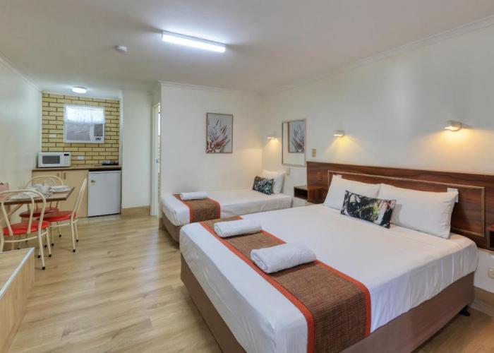 Bryants Motel Roma