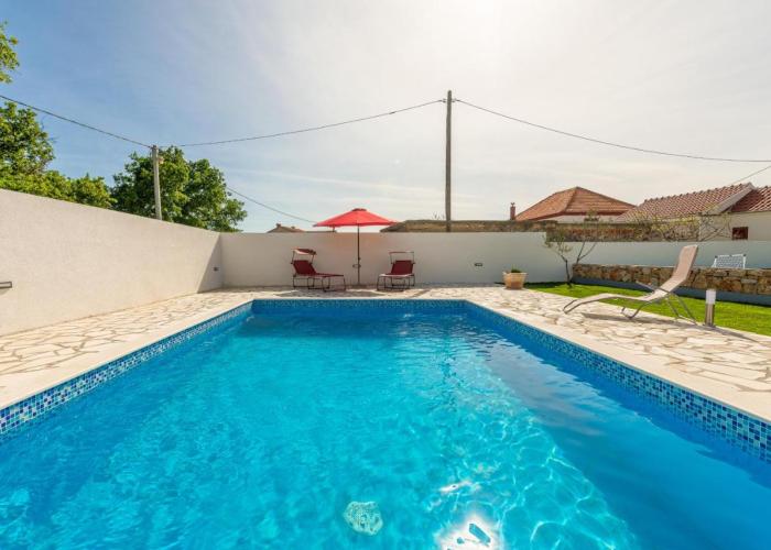 Home Idassa