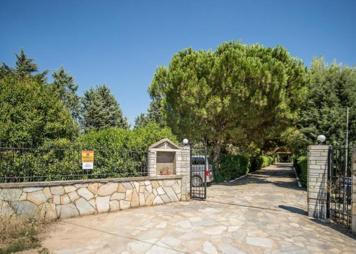 Villa Ampelos