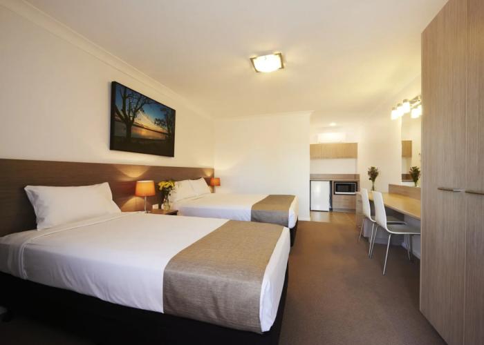 Adelong Motel