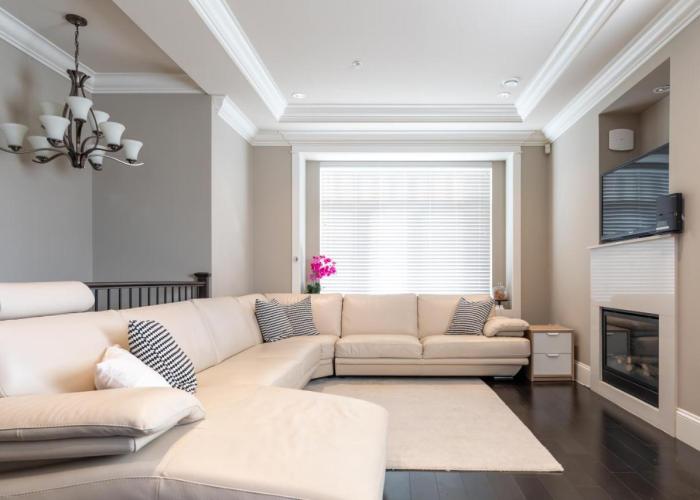 Rare Find Exquisitely New Quiet & Safe Skytrain Home