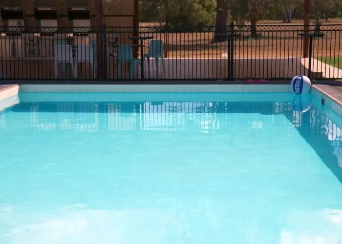 Nandewar Motor Inn