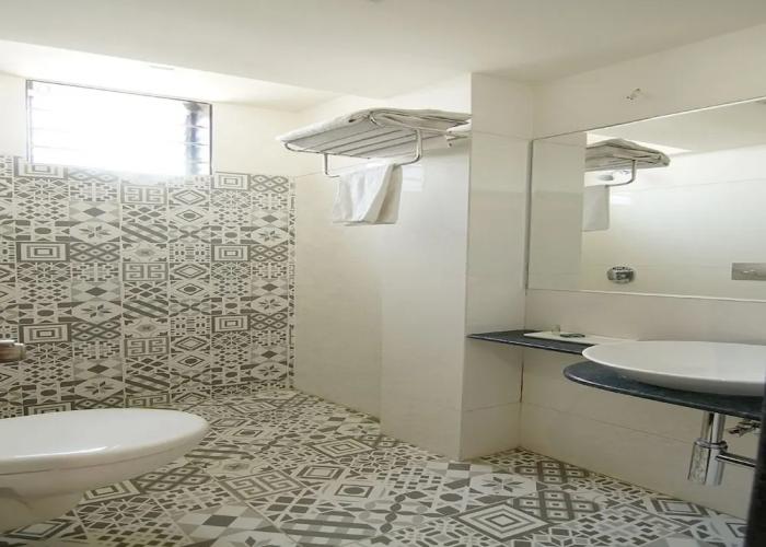 Hotel Amrta