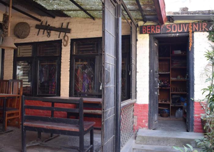 Berg House Cafe and Hotel