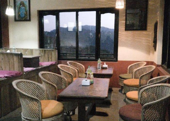 Berg House Cafe and Hotel