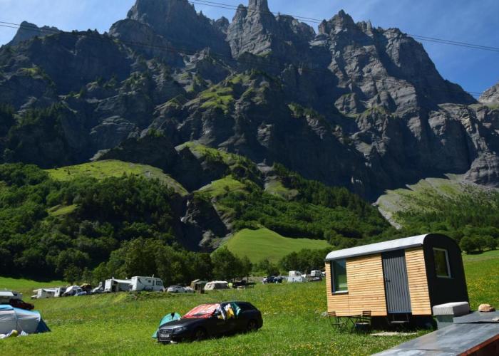 Campingplatz mit Restaurant & Sportarena Leukerbad