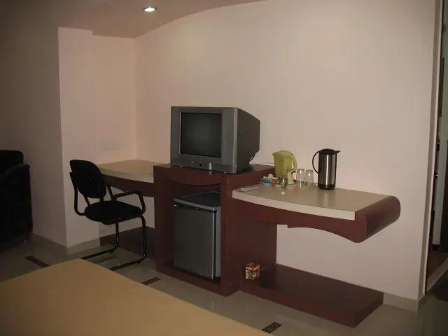 Vora Corporate Inn