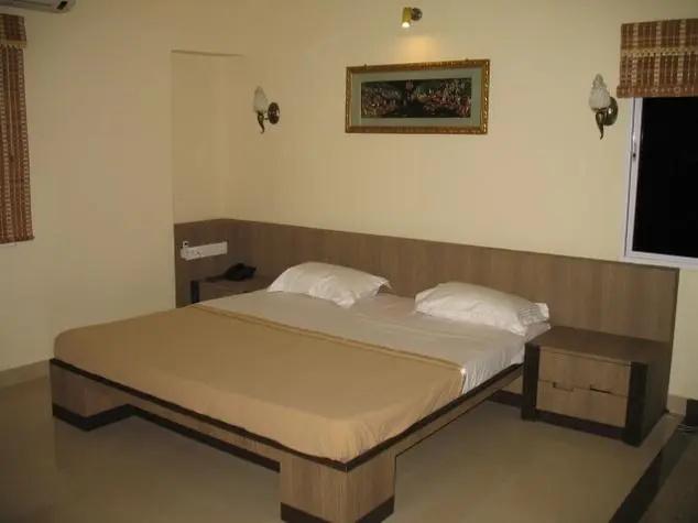 Vora Corporate Inn