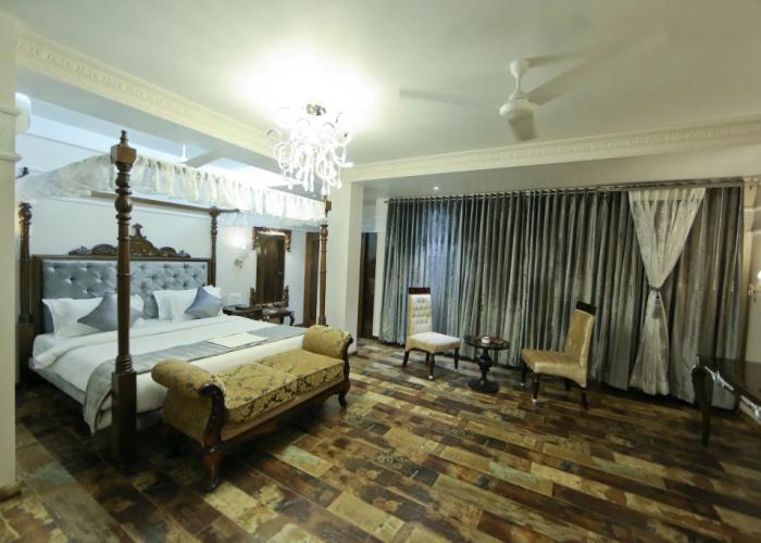 Hotel President