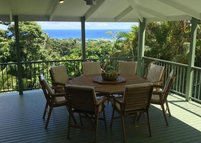 Pacific views, tranquil location, extra large home, Navy House 1