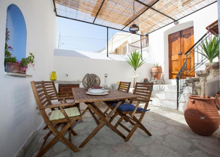 Holiday homes Avra