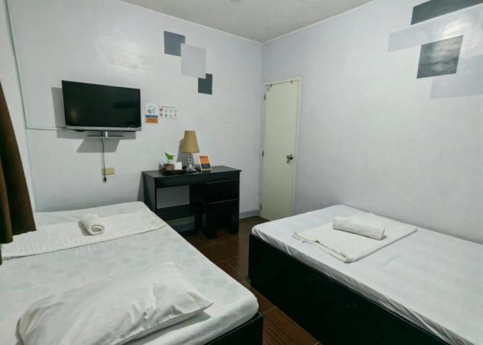 AA TRAVELLERS PAD