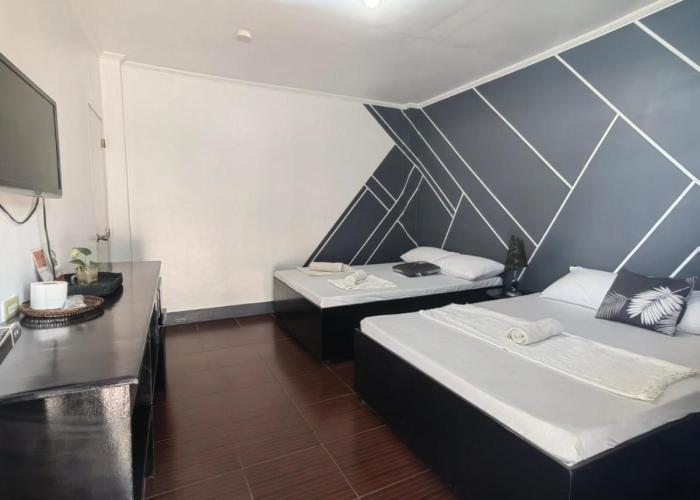 AA TRAVELLERS PAD