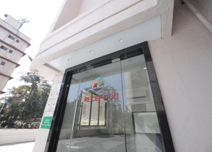The Byke Studio Pure Veg Apartment, Thane