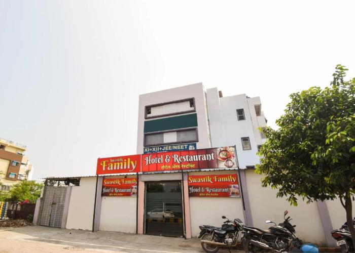 OYO 64041 Hotel Swastik