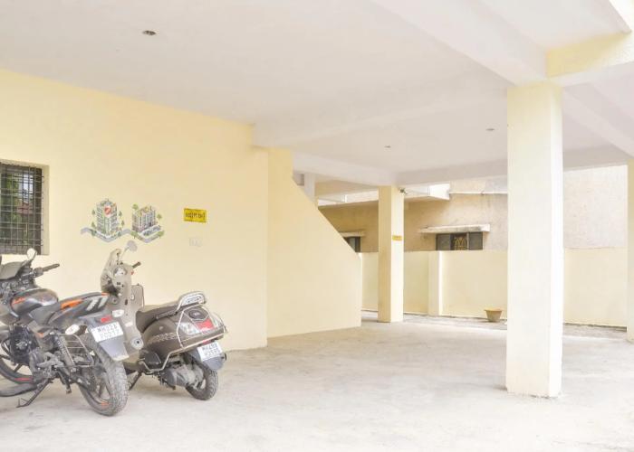 OYO 74918 Infinity Inn